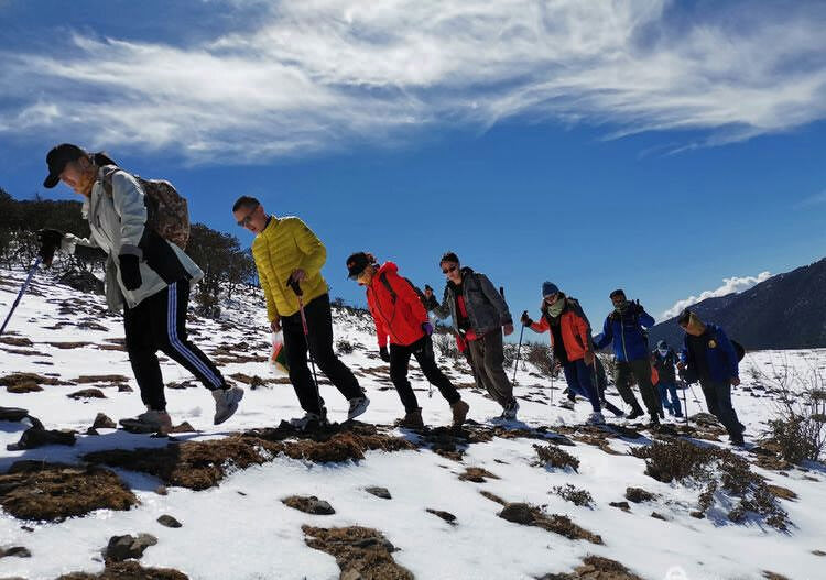 麗江玉龍雪山徒步登山攻略