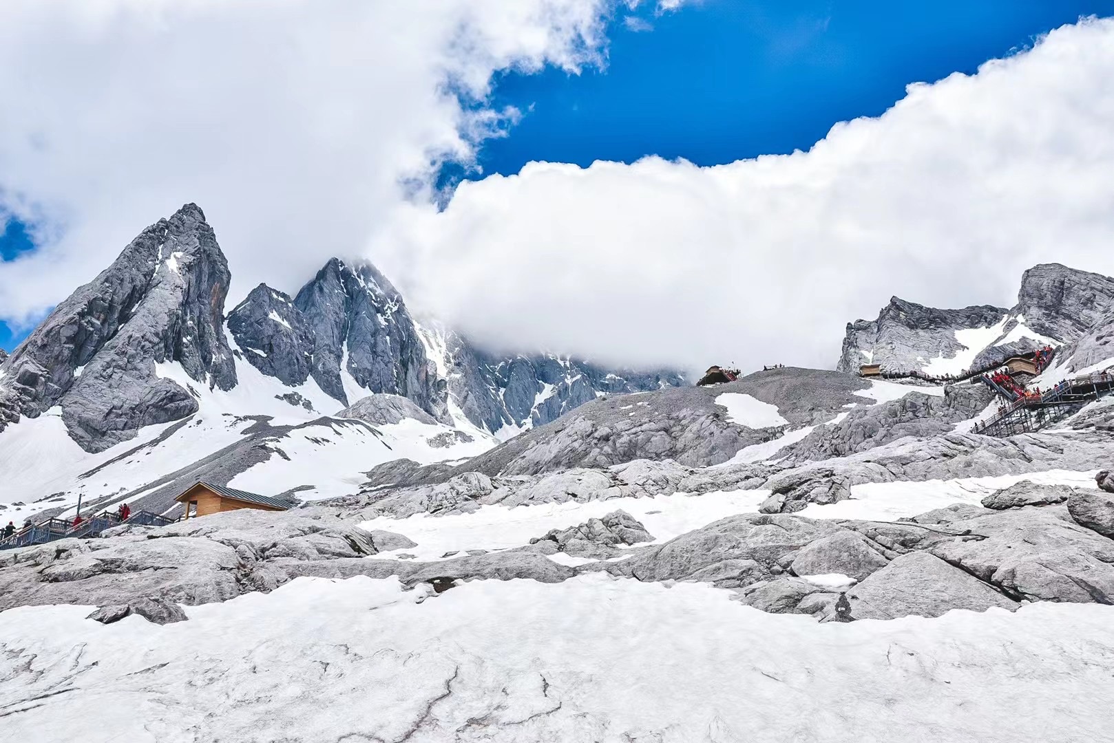 麗江玉龍雪山景區(qū)旅游