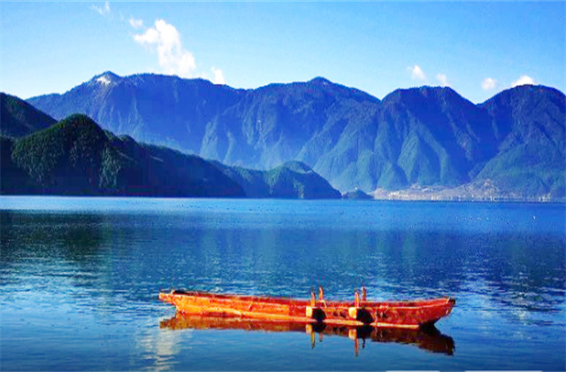 瀘沽湖美景必玩榜  旅游旅游景區(qū)等著你 麗江旅游線路定制