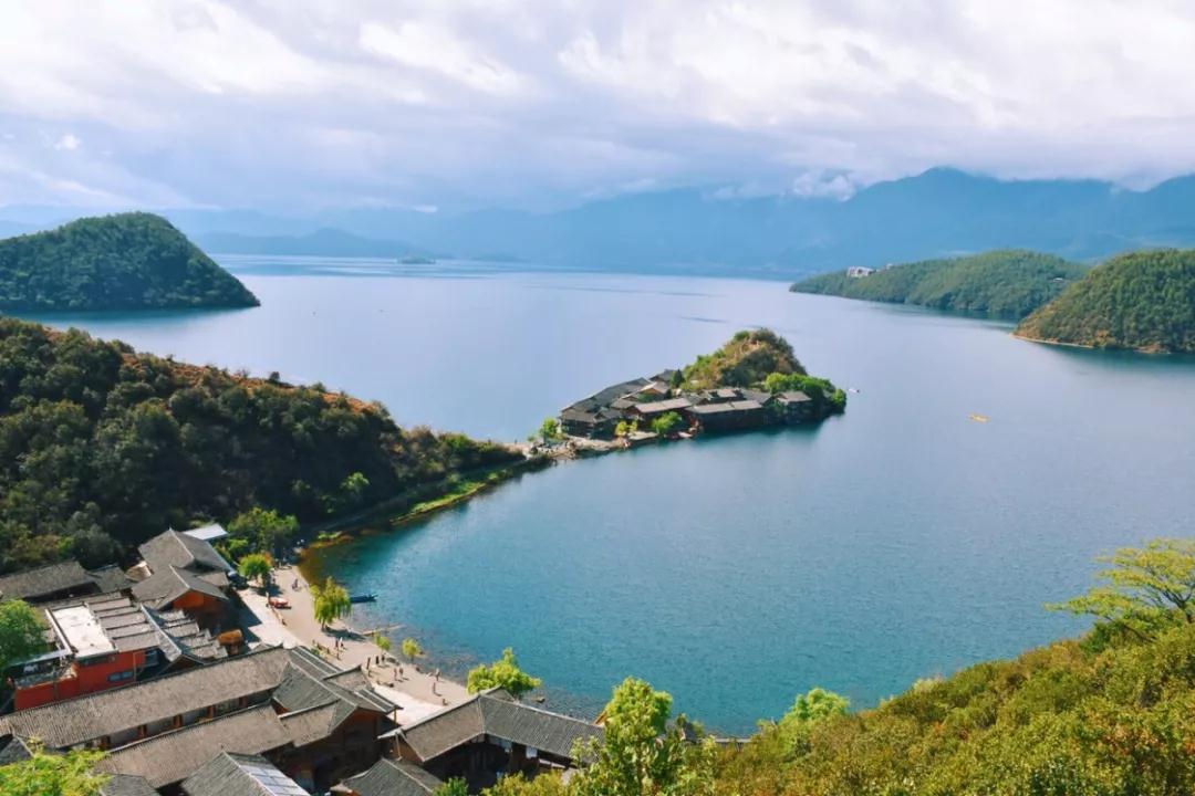 不到里格半島，不算來過瀘沽湖！  麗江傳媒公司