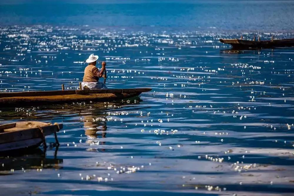 瀘沽湖旅游